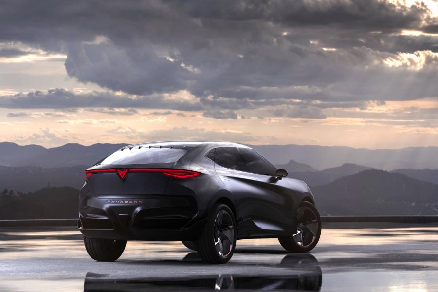  Cupra Tavascan Concept 2019 года  (фото 6 из 15)
